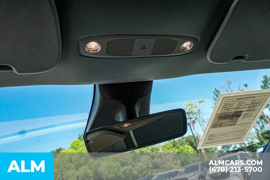 Used 2021 Tesla Model Y Long Range AWD/4WD image 33