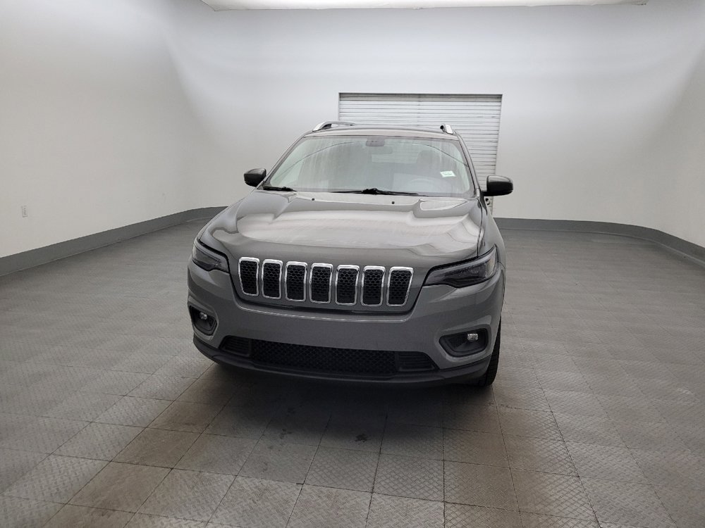 Used 2019 Jeep Cherokee Latitude Plus AWD/4WD image 15