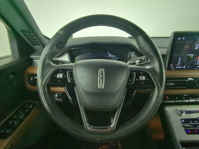 Used 2020 Lincoln Aviator Reserve w/ Elements Package Plus AWD/4WD image 25