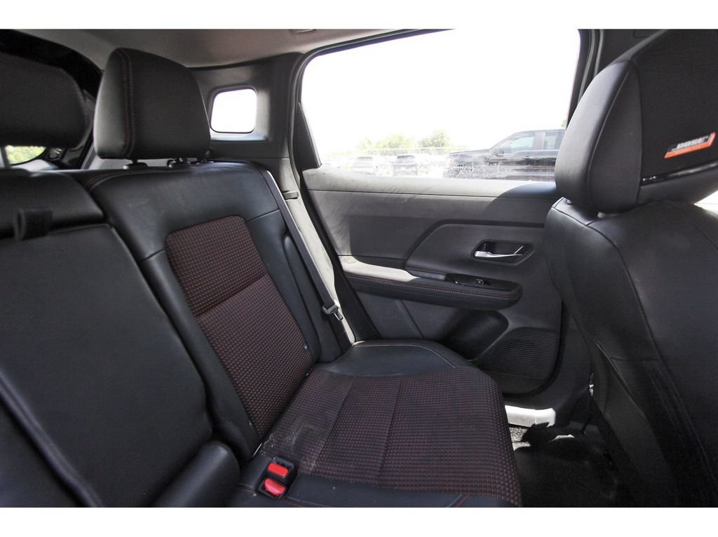 Used 2025 Nissan Kicks SR w/ SR Premium Package AWD/4WD image 13