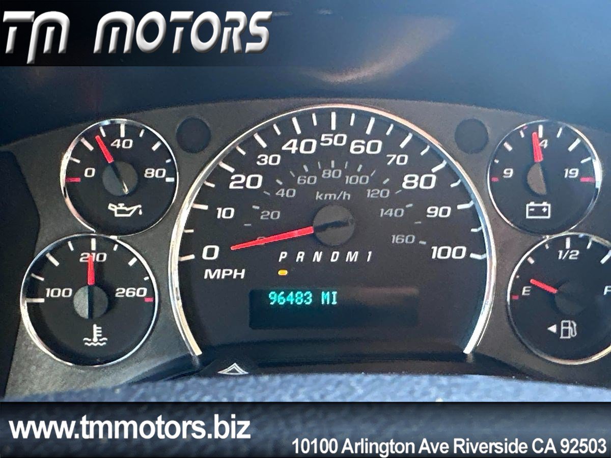 Used 2012 Chevrolet Express 2500 RWD image 14