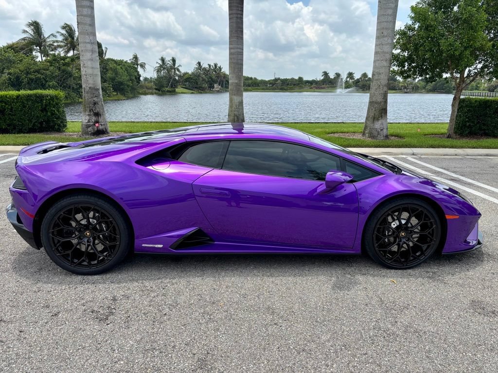 Used 2021 Lamborghini Huracan EVO RWD image 5