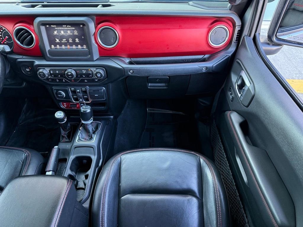 Used 2020 Jeep Gladiator Rubicon w/ Cold Weather Group image 24