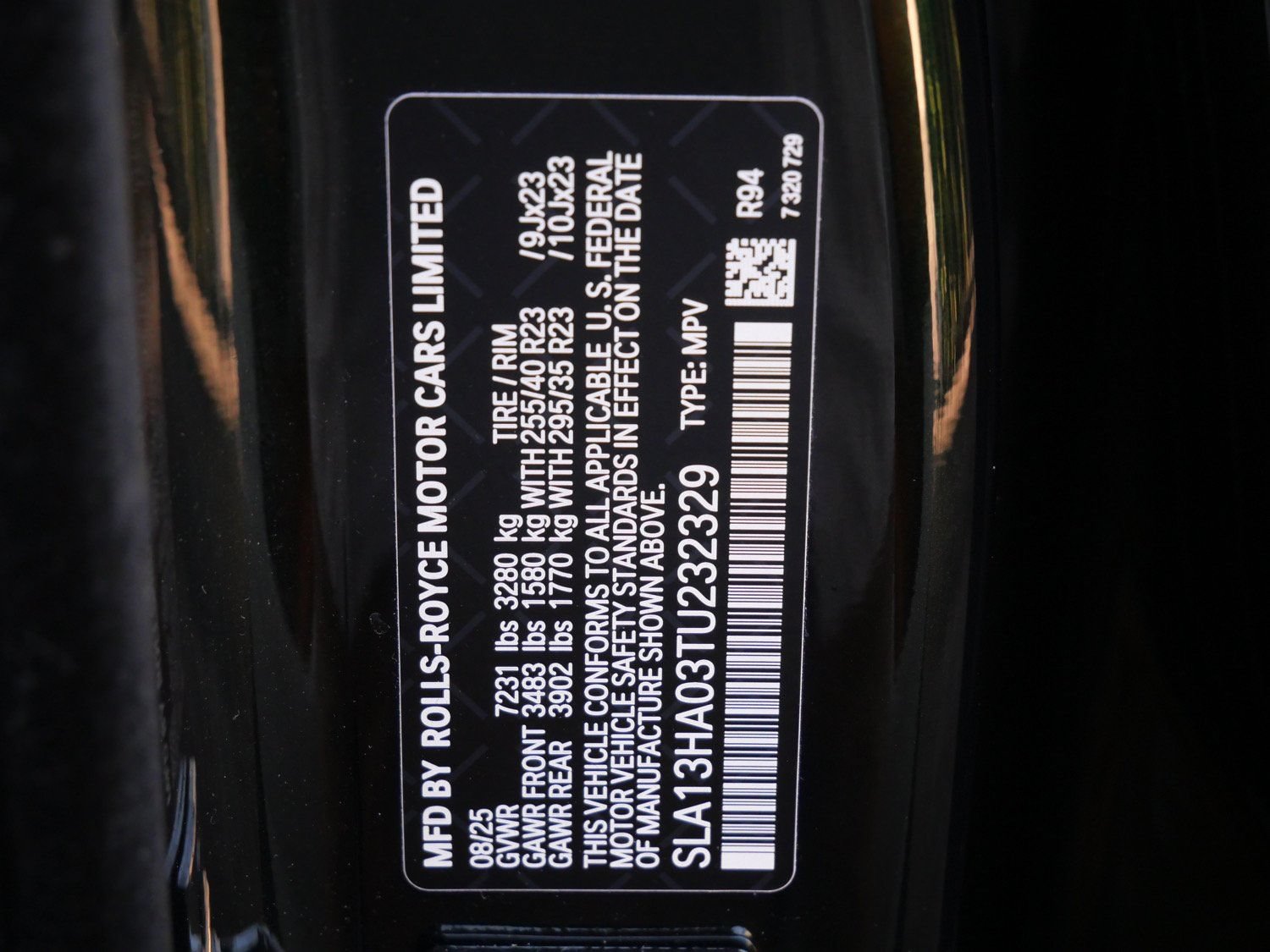 Used 2026 Rolls-Royce Cullinan AWD/4WD image 33