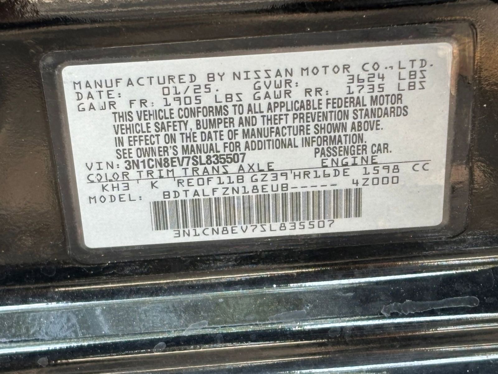 Used 2025 Nissan Versa SV FWD image 10