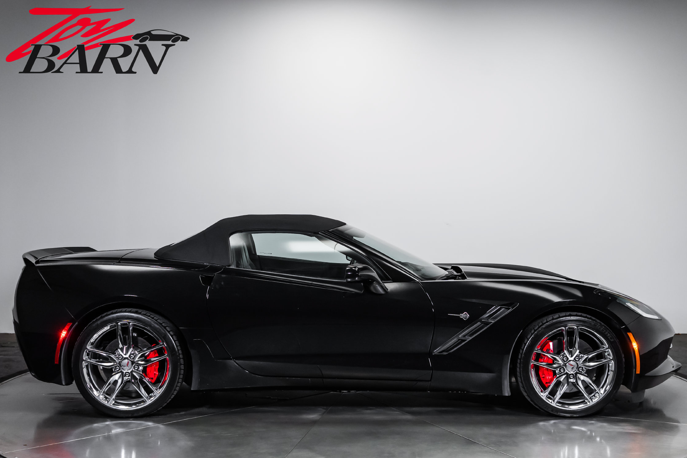 Used 2014 Chevrolet Corvette Stingray Convertible w/ 3LT Preferred Equipment Group RWD image 14