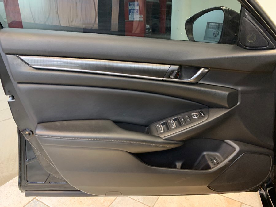 Used 2020 Honda Accord Sport image 14