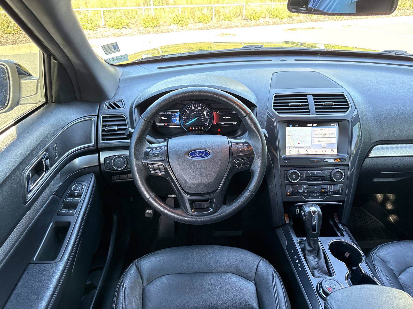Used 2018 Ford Explorer XLT w/ Equipment Group 202A AWD/4WD image 14