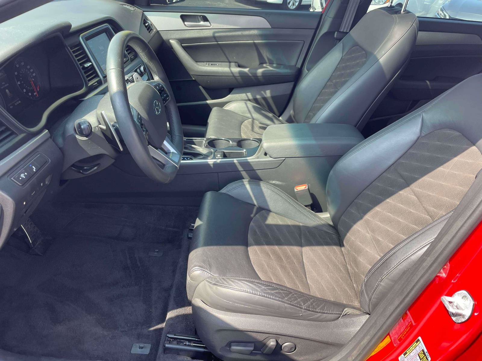 Used 2019 Hyundai Sonata Sport w/ Tech Package 03 FWD image 13