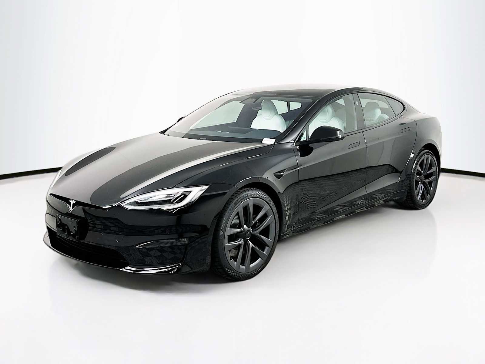 Used 2022 Tesla Model S Plaid AWD/4WD image 1