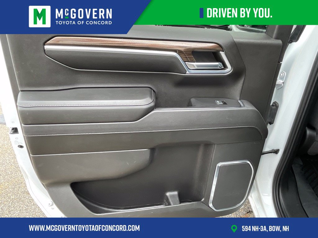 Used 2023 Chevrolet Silverado 1500 LT AWD/4WD image 19