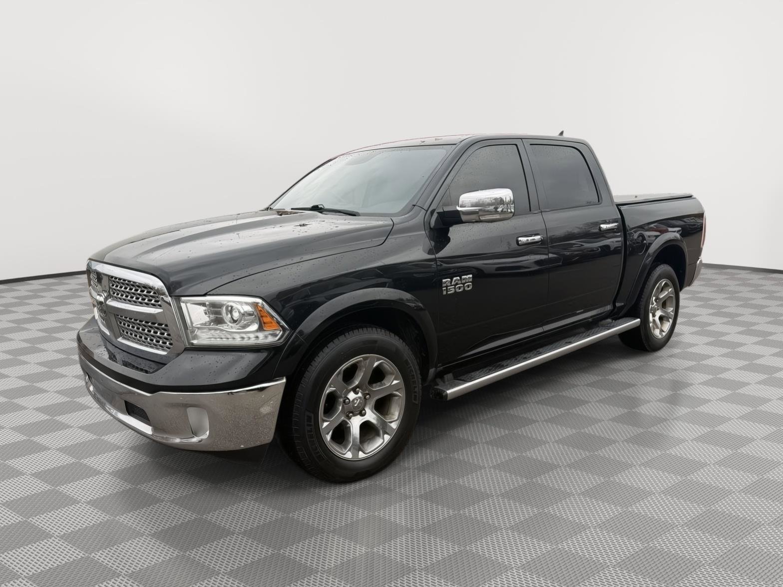 Used 2016 RAM 1500 Laramie w/ Convenience Group image 3