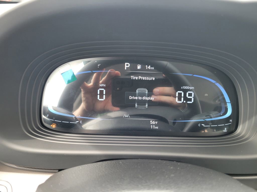 New 2025 Hyundai Venue SEL image 19