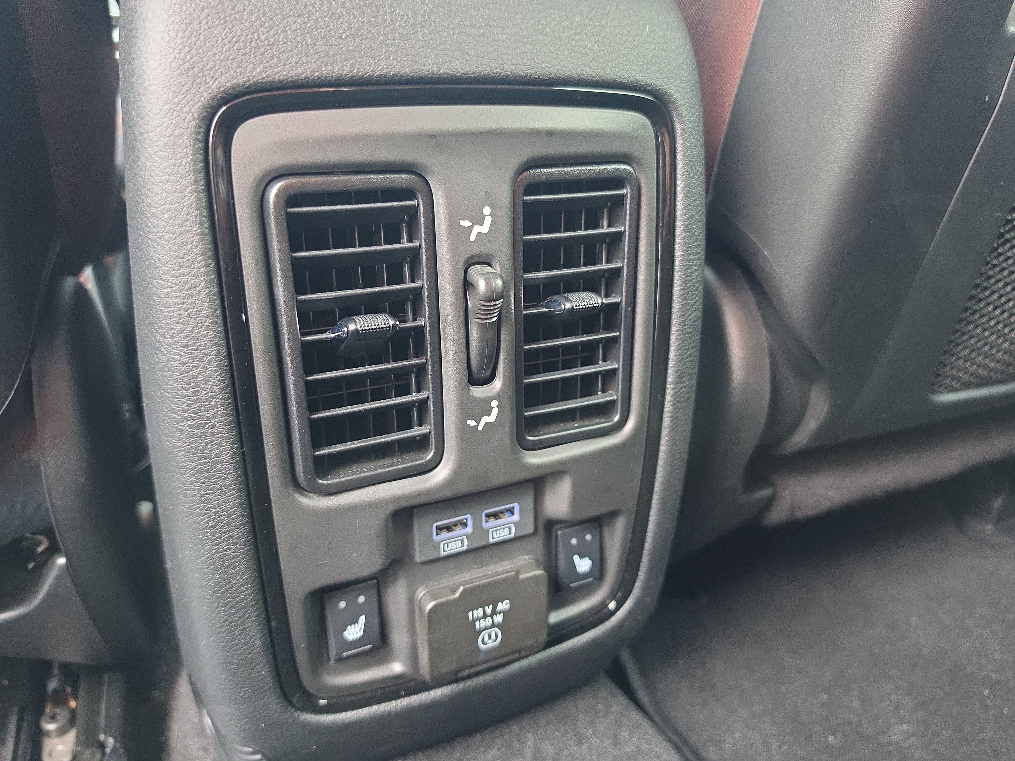Used 2025 Dodge Durango GT AWD/4WD image 17