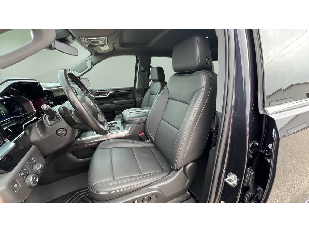 Certified 2022 Chevrolet Silverado 1500 LTZ AWD/4WD image 24