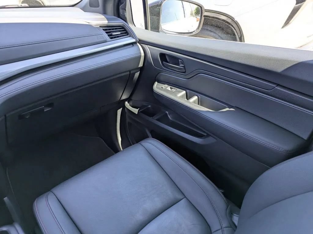 Used 2025 Honda Odyssey Sport-L image 21