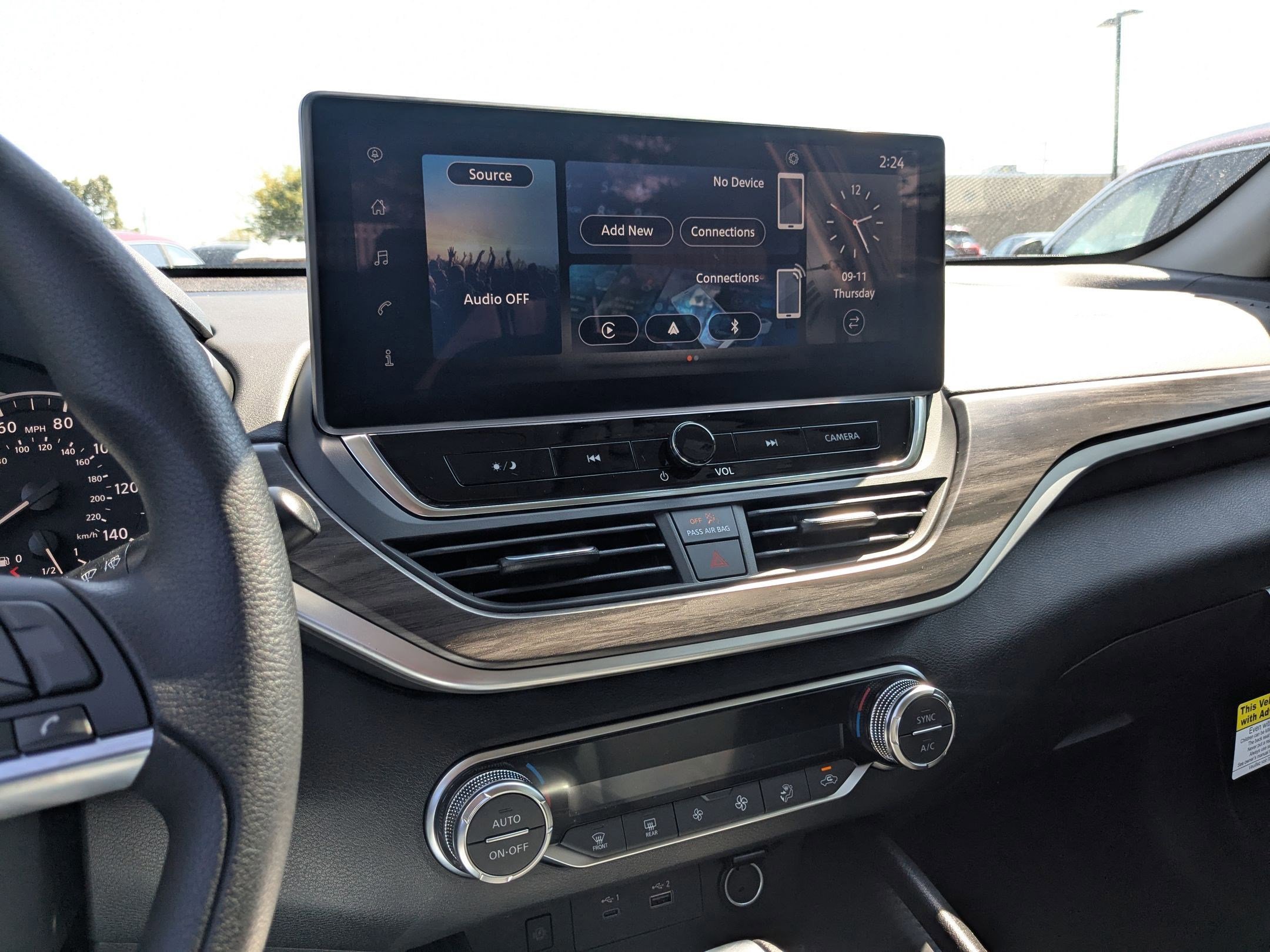 New 2025 Nissan Altima 2.5 SV w/ SV Special Edition Package image 13