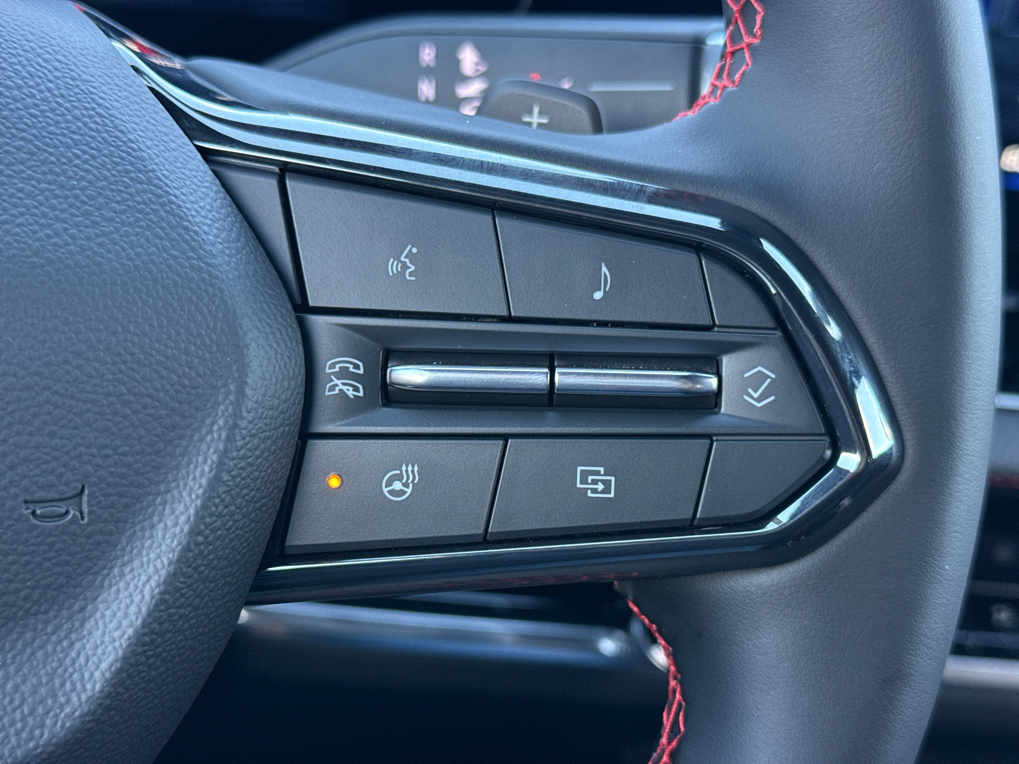 New 2027 Chevrolet Equinox RS AWD/4WD image 19