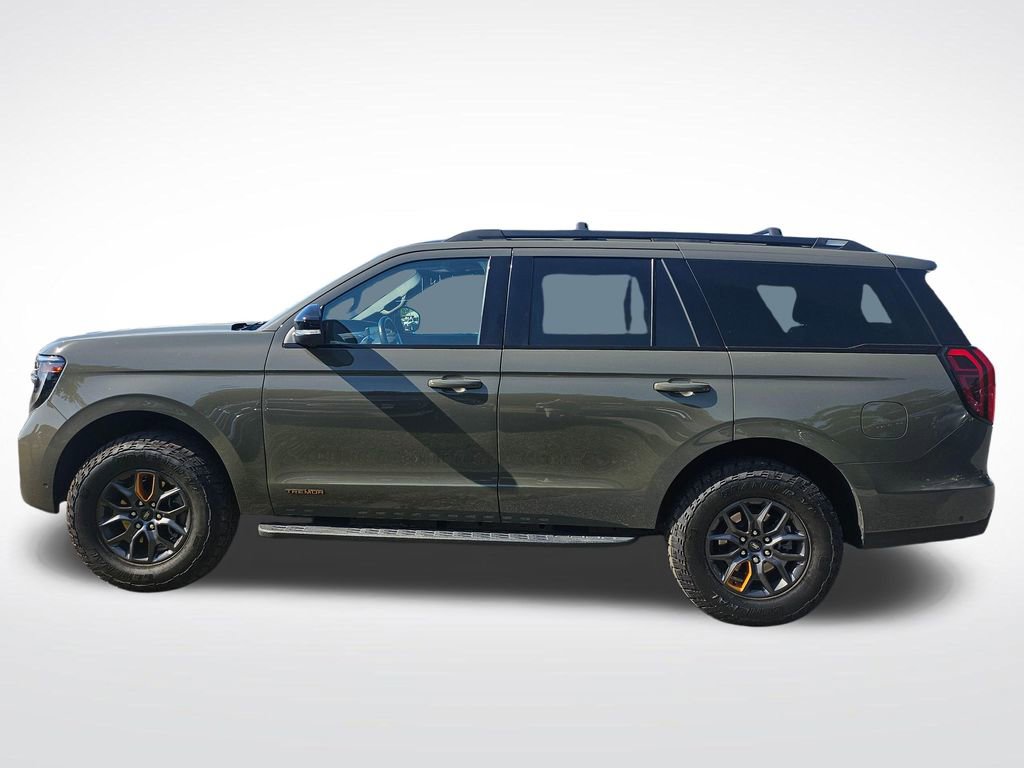 Used 2025 Ford Expedition Tremor image 5