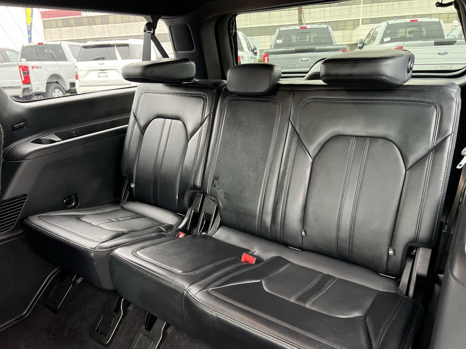 Used 2021 Ford Expedition Max Limited AWD/4WD image 26