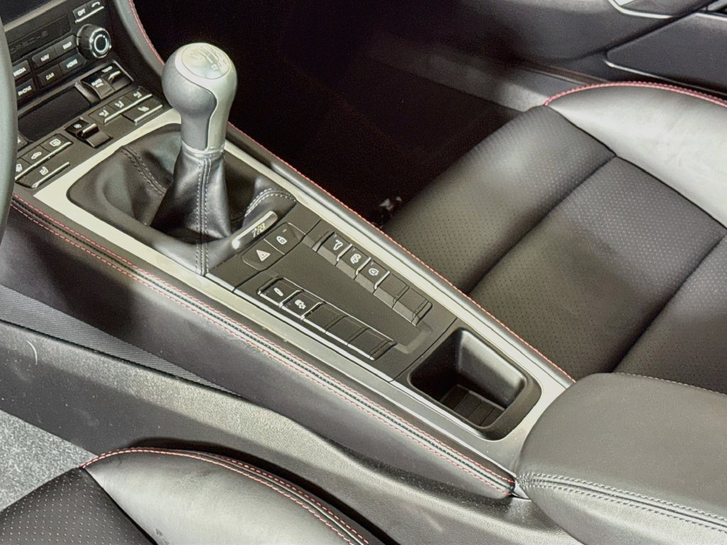 Certified 2024 Porsche 718 Cayman GTS RWD image 16