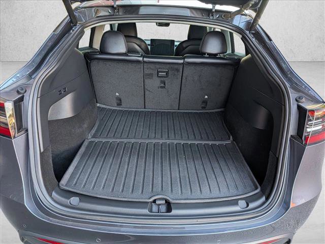 Used 2022 Tesla Model Y Performance image 6