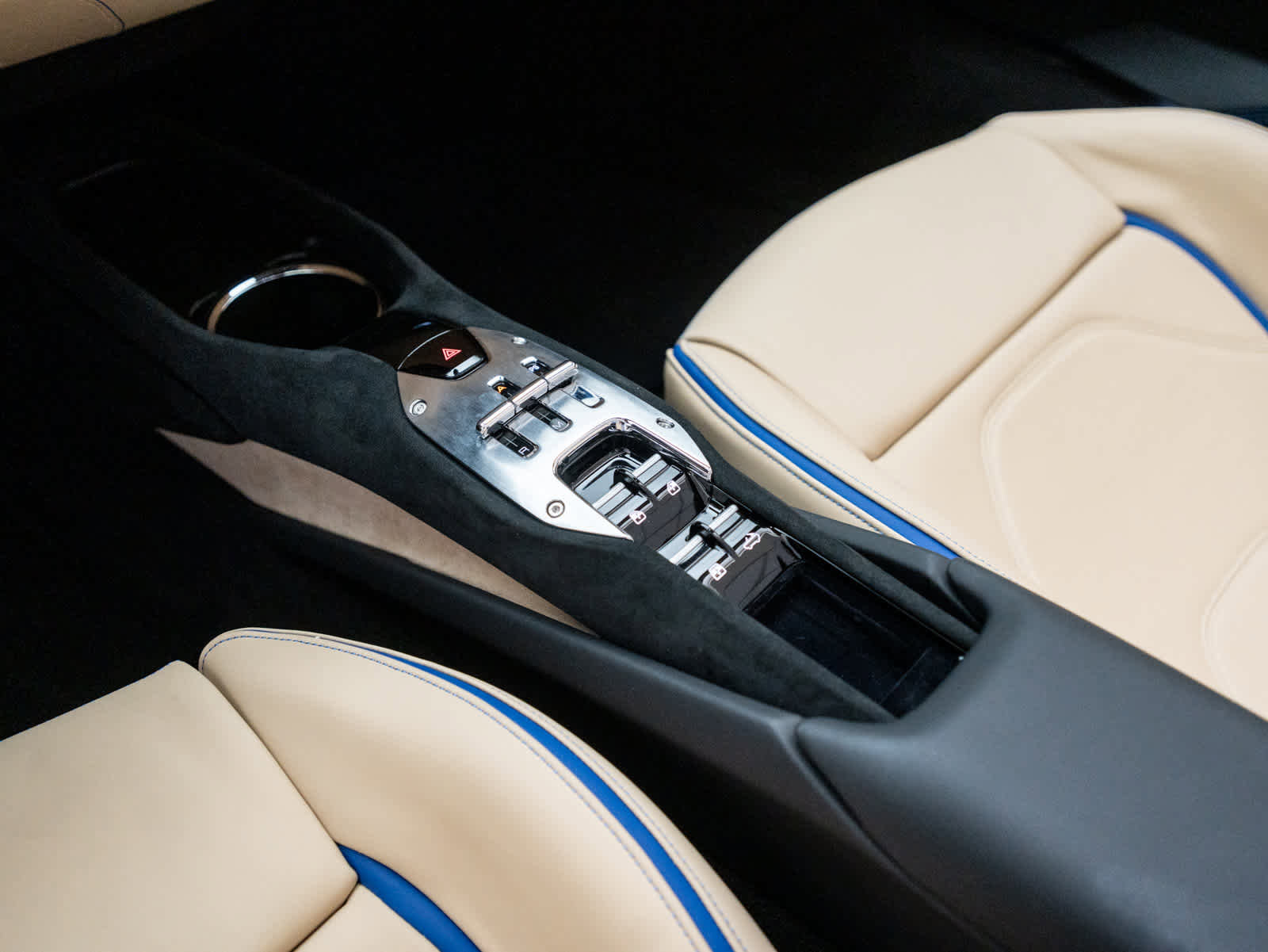 Used 2025 Ferrari 296 GTS image 18