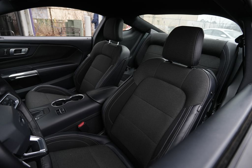 Used 2024 Ford Mustang Coupe image 18