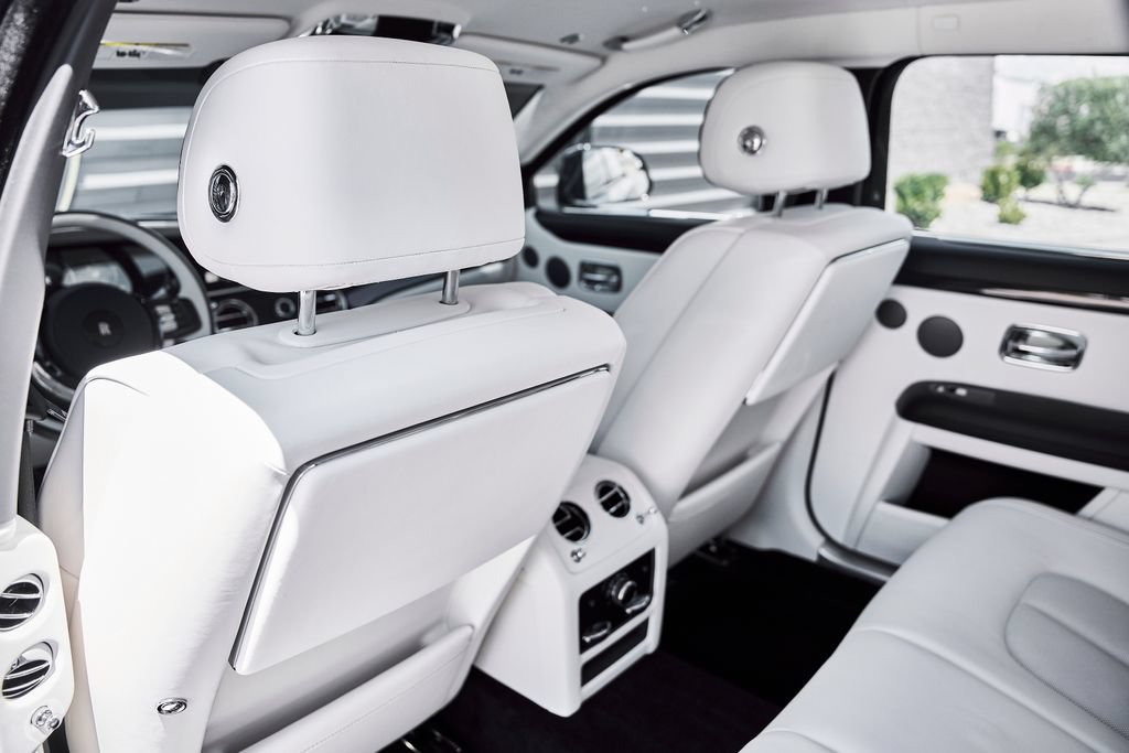 Used 2026 Rolls-Royce Ghost RWD image 41