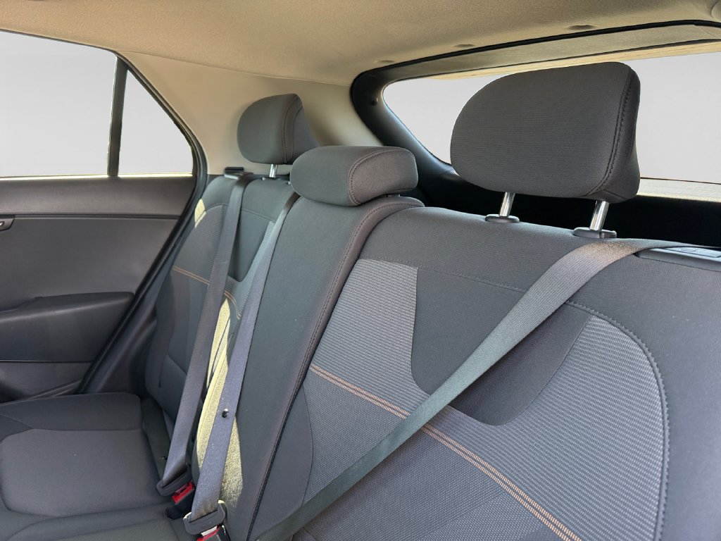 Used 2025 Kia Niro LX FWD image 34