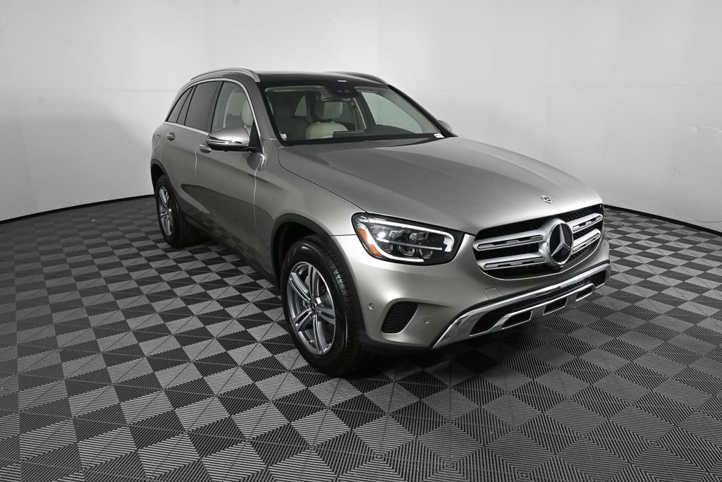 Certified 2022 Mercedes-Benz GLC 300 w/ Premium Package Lite image 25