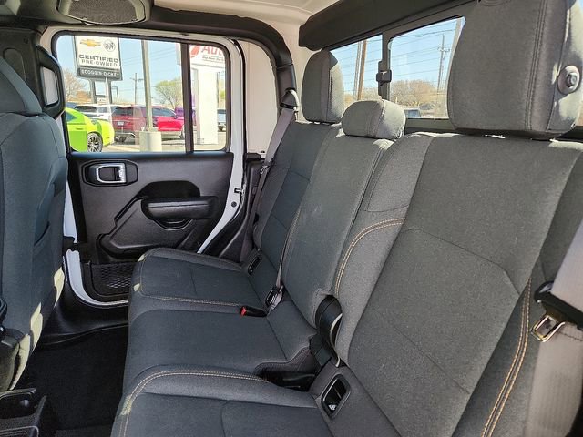 Used 2025 Jeep Gladiator Sport AWD/4WD image 9