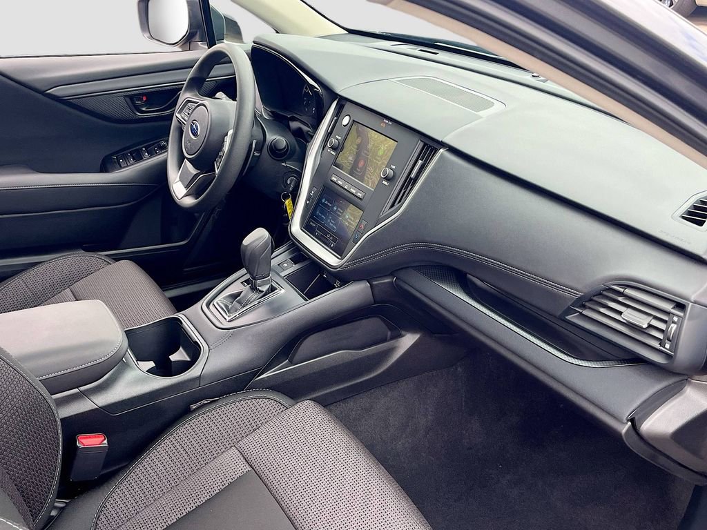 Used 2025 Subaru Outback image 26
