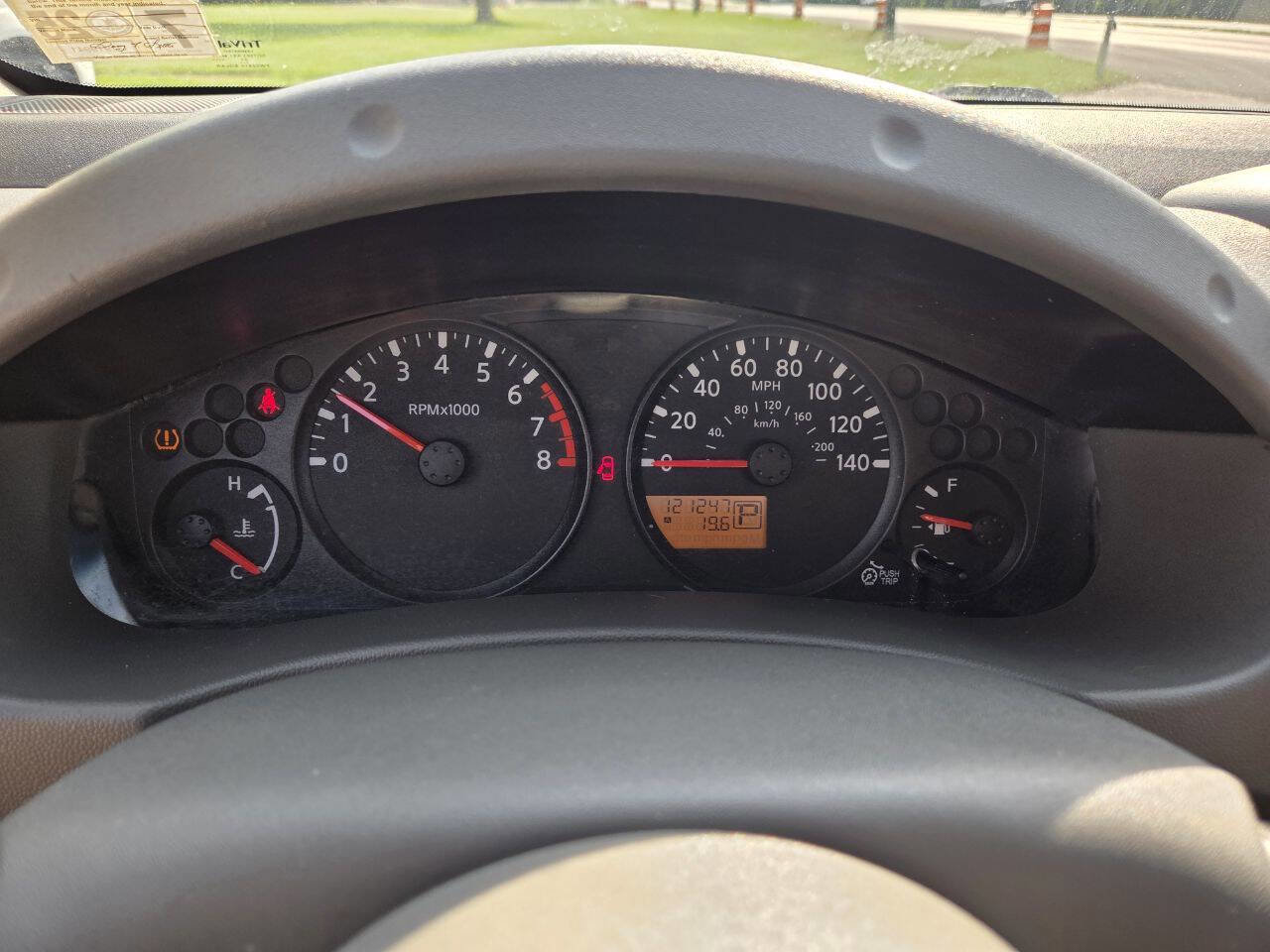 Used 2015 Nissan Frontier S RWD image 27