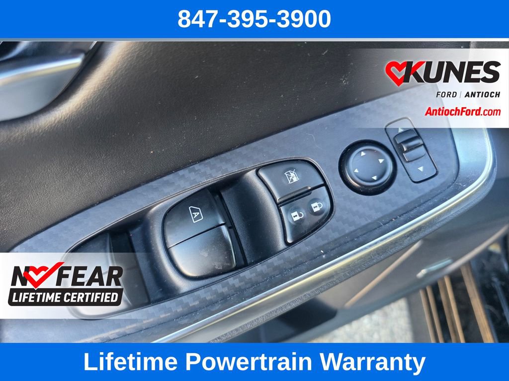 Used 2023 Nissan Sentra SR w/ SR Premium Package image 17