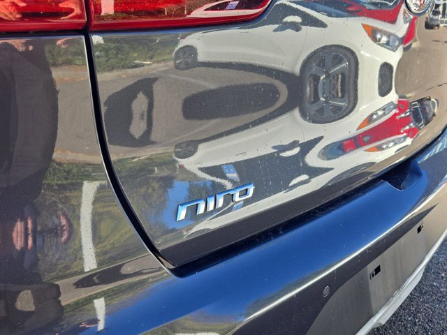 Used 2020 Kia Niro EX Premium image 10