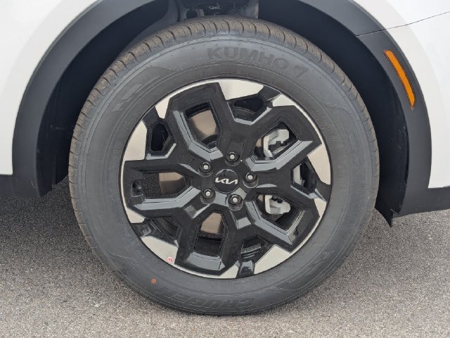 Certified 2026 Kia Sorento S FWD image 9