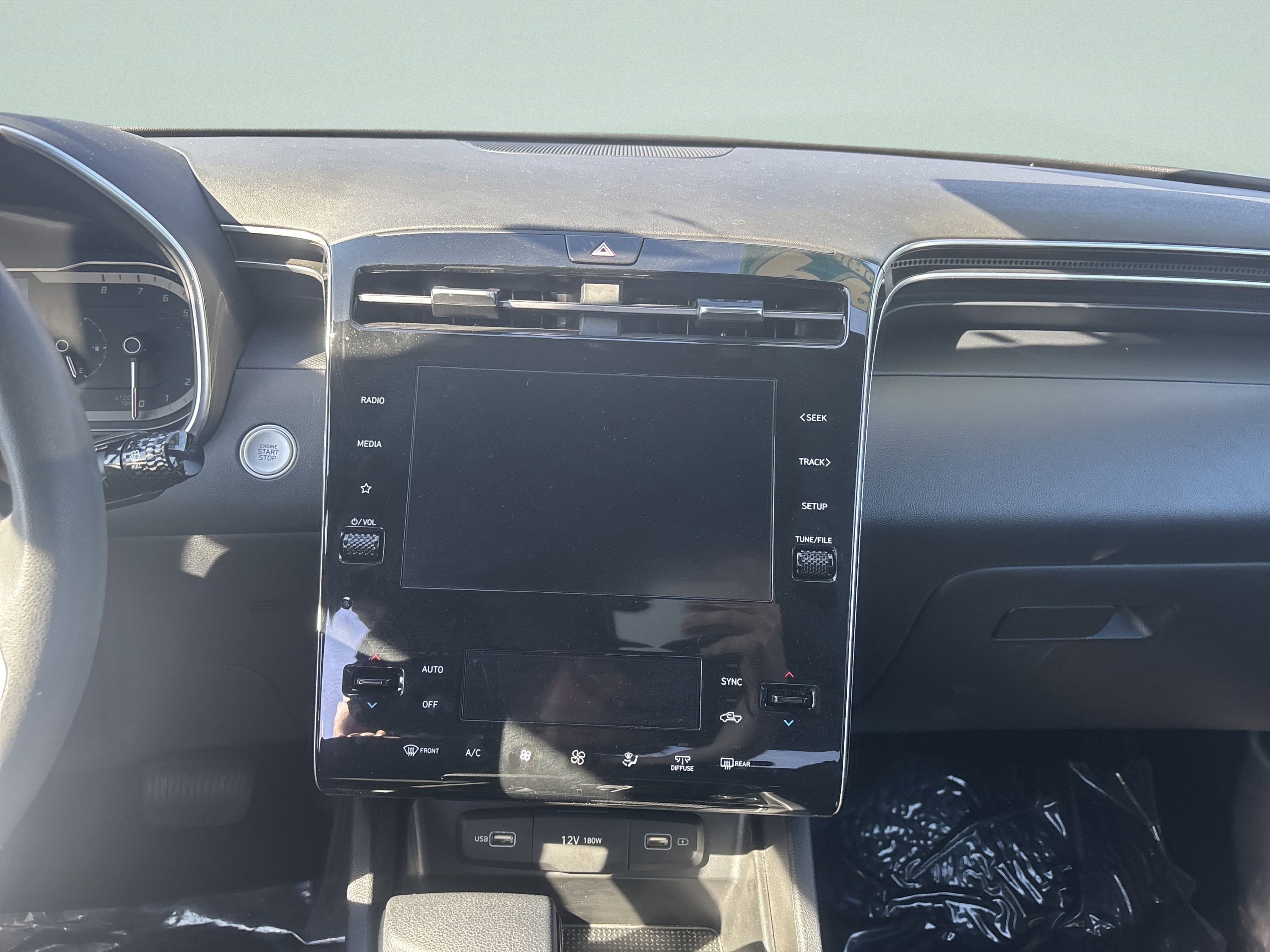 Used 2024 Hyundai Santa Cruz SEL image 17