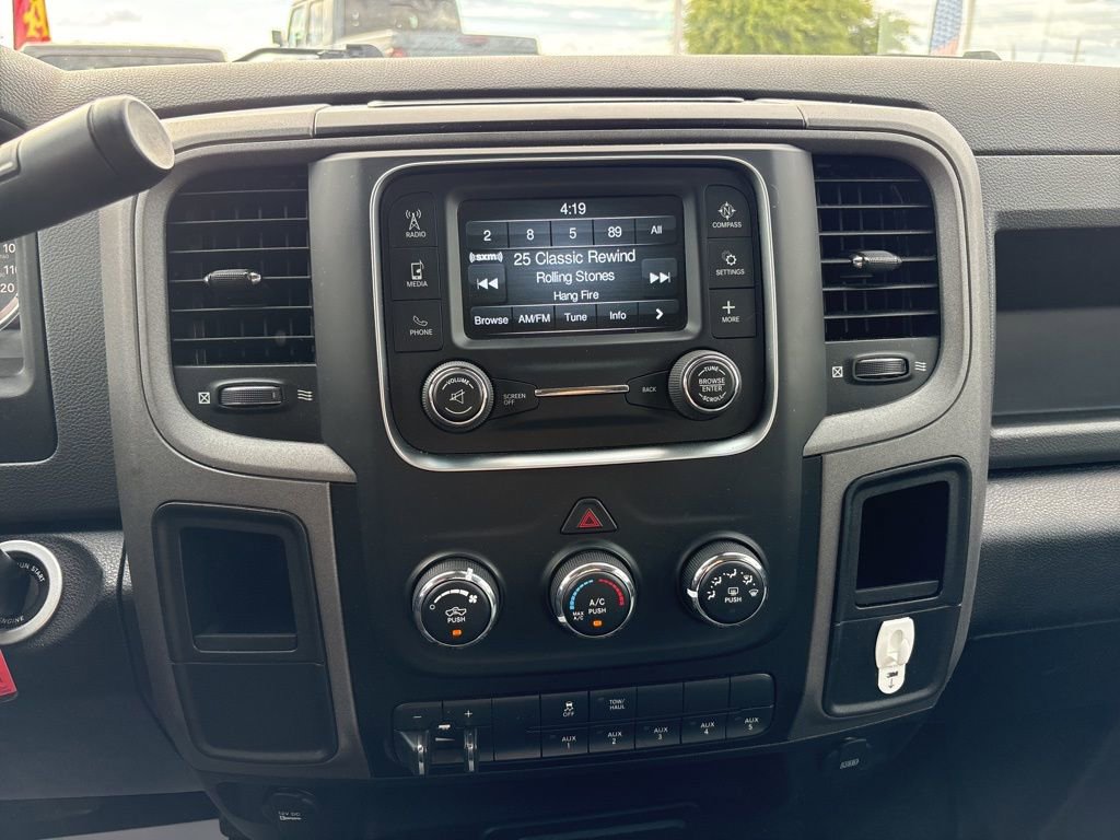 Used 2018 RAM 2500 Tradesman w/ Chrome Appearance Group AWD/4WD image 32