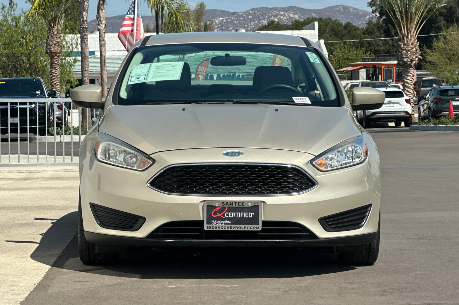 Used 2018 Ford Focus SE FWD image 9