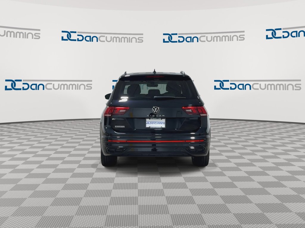 Used 2023 Volkswagen Tiguan SE R-Line FWD image 7