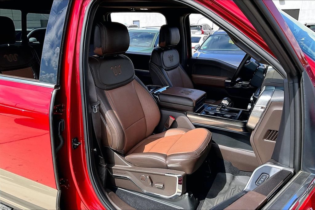 Used 2025 Ford F150 King Ranch w/ FX4 Off-Road Package AWD/4WD image 8