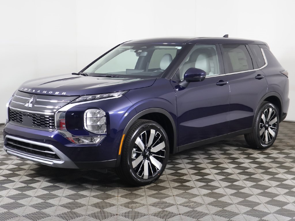 New 2025 Mitsubishi Outlander SE image 10
