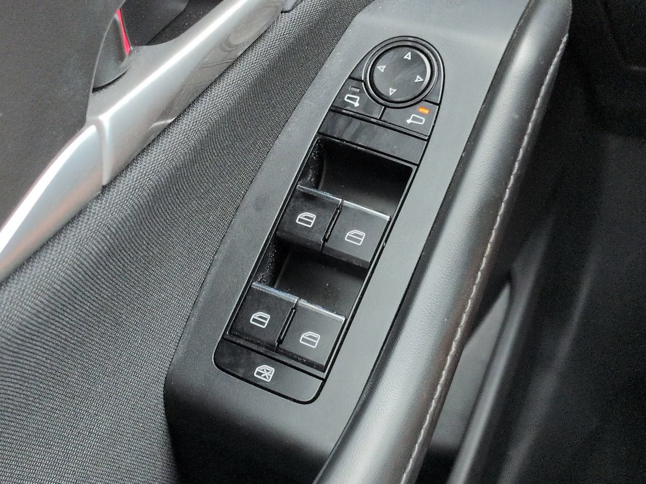 Used 2025 MAZDA CX-30 AWD 2.5 S image 22