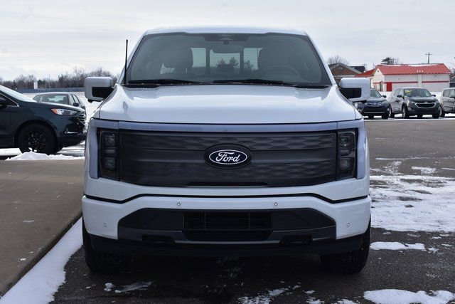 Used 2024 Ford F150 Lightning Lariat image 8