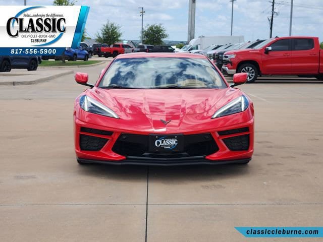Used 2021 Chevrolet Corvette Stingray Premium Cpe w/ Z51 Performance Package RWD image 2