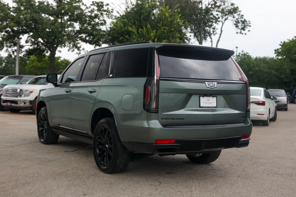 Used 2024 Cadillac Escalade Sport Platinum w/ LPO, ONYX Package AWD/4WD image 3
