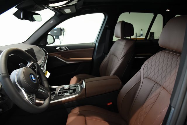 New 2026 BMW X5 xDrive50e w/ Executive Package image 20