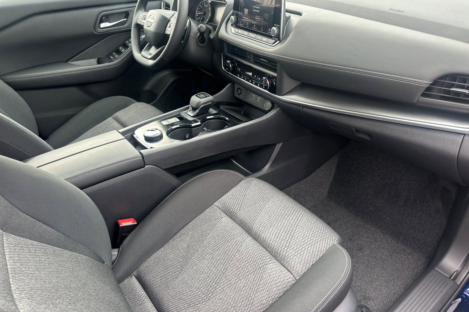 New 2026 Nissan Rogue SV w/ Cold Weather Package image 19