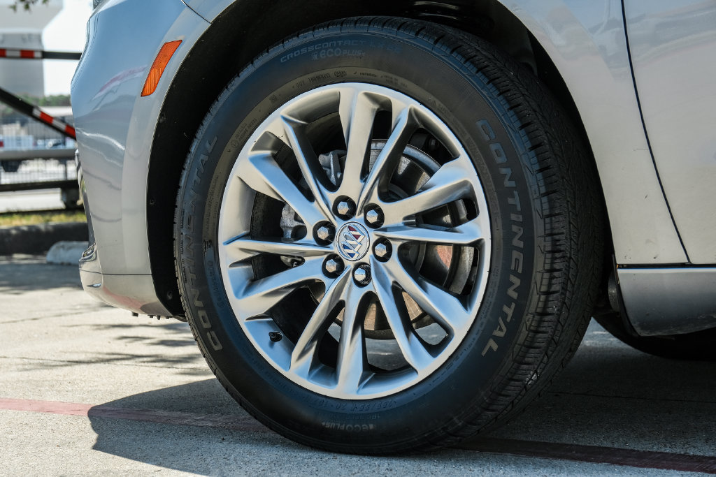Used 2024 Buick Enclave Avenir w/ Avenir Technology Package FWD image 75